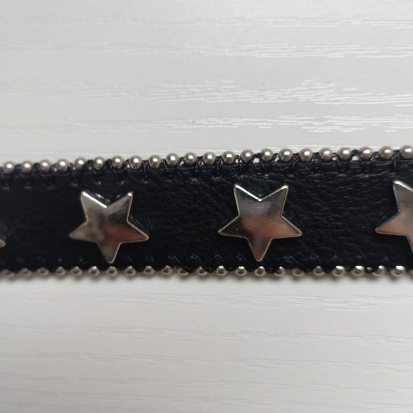 TopShop Black Belt with Silver Buckle - Picture 8 of 12